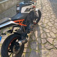 Moto KTM 125 Duke