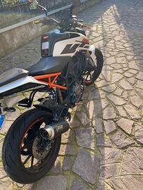 Moto KTM 125 Duke