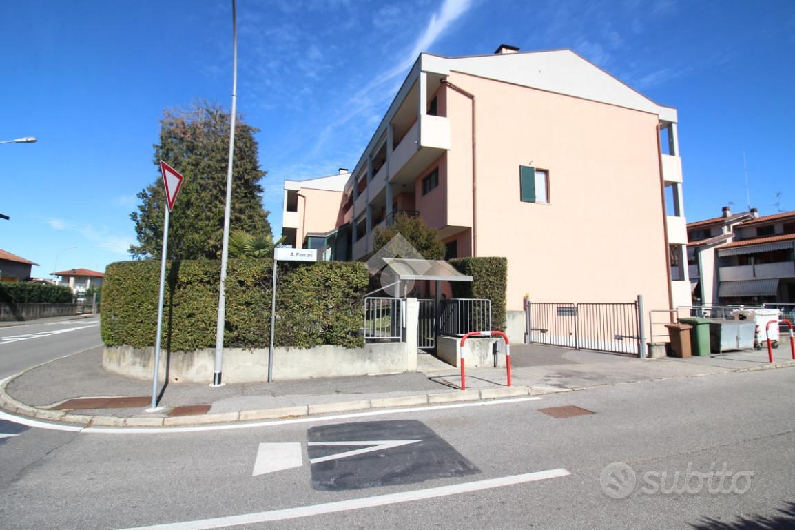 3 LOCALI A MALNATE - Vista 2