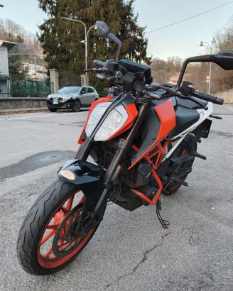 KTM 390 Duke