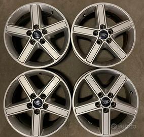 Cerchi in lega 16” per ford