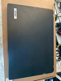 laptop acer travelmate P215-52 