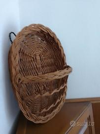 Cestino portaoggetti in vimini 