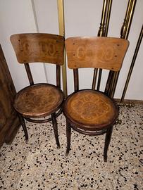 sedie antiche decorate