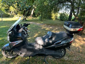Suzuki Burgman AN 650 Executive