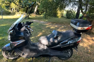 Suzuki Burgman AN 650 Executive