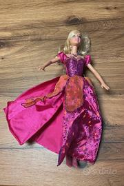 Barbie Principessa Mattel con vestito rosa e viola
