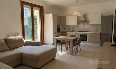 QUADRILOCALE CON TERRAZZO E GARAGE - BORGO MILANO