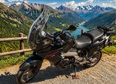 Aprilia caponord 1000 anno 2002 unico proprietario