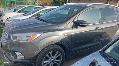 Ford Kuga 1.5 TDCI 120 CV S&S 2WD ST-Line