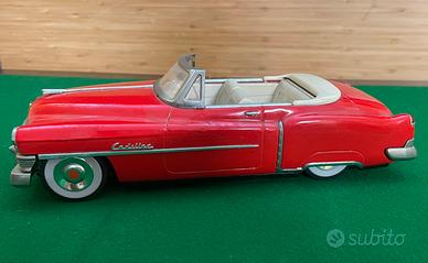 Modellino Cadillac Eldorado Convertible 1:18