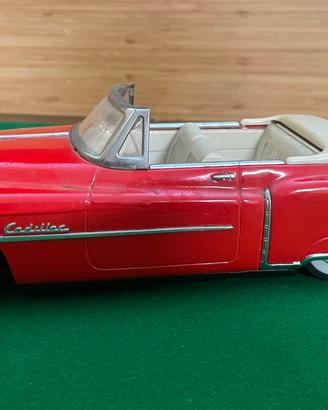 Modellino Cadillac Eldorado Convertible 1:18