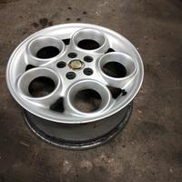 Cerchio in lega Alfa Romeo 156