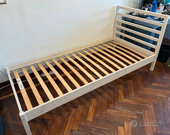 Letto singolo IKEA Tarva con doghe Luroy