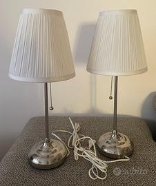 Abat-jour IKEA, altezza 57 cm.