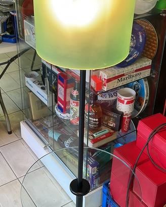 lampada. con tavolino in cristallo anni 80/90