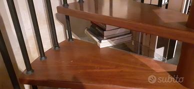 MENSOLE PER SCALA A CHIOCCIOLA