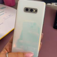 Samsung s10e