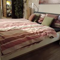 Struttura letto matrimoniale