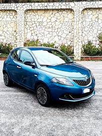 Lancia Ypsilon 1.0 FireFly 5 porte S&S Hybrid Gold