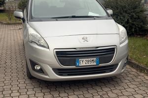 Peugeot 5008 1.6 HDi 115CV Active