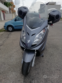 Scooter peugeot satellis 250