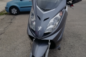 Scooter peugeot satellis 250