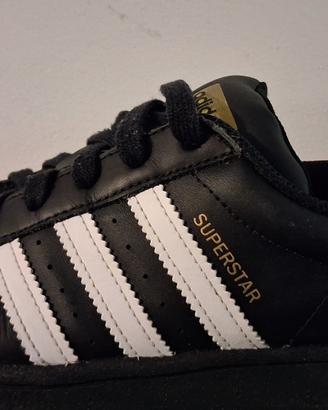 Adidas superstar nere tg 38