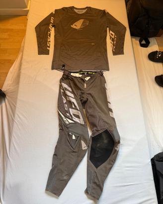 Completo motocross UFO Plast taglia US28 EU46 + ma
