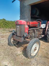 trattore agricolo