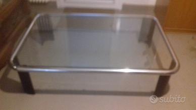 Tavolino in vetro acciaio