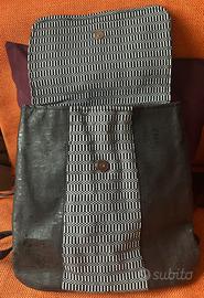 Zaino nero in sughero e stoffa . Artigianato sardo