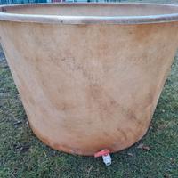 Tino 10 hl in vetroresina