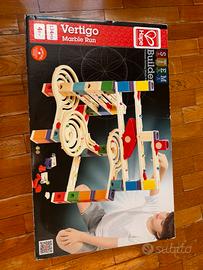 Pista per le biglie in legno Vertigo - Hape Toys