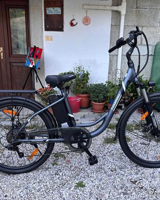 Bici Elettrica Touroll B1