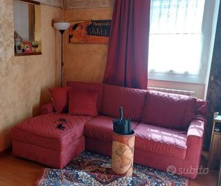 DIVANO CON PENISOLA POLTRONESOFA'