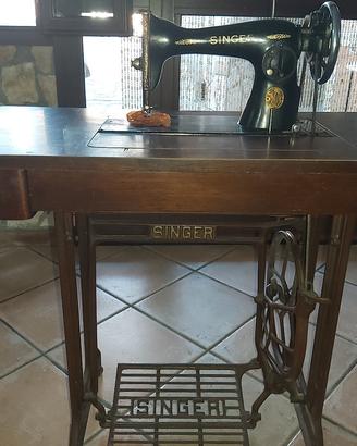 Macchina da cucire Singer +mobile del 1934