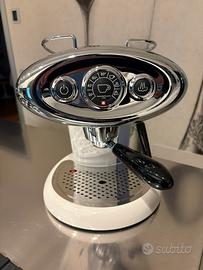 MACCHINA DA CAFFE’ IPERESPRESSO-X7.1