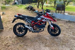 Ducati hypermotard 1100