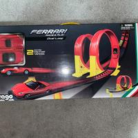 Bburago Ferrari Dual Loop 1/43 pari al nuovo