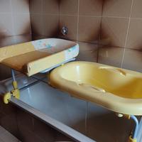 Bagnetto+fasciatoio da appoggio su vasca da bagno
