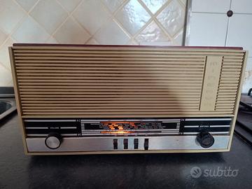 radio a valvole minerva funzionante 