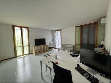 AMPIO MONOLOCALE CON CUCINA SEPARATA I ZONA CENTRO