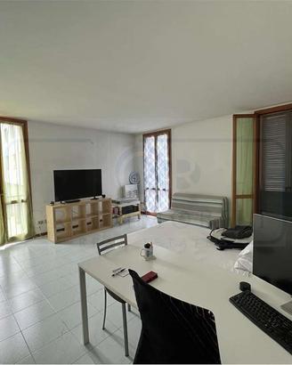 AMPIO MONOLOCALE CON CUCINA SEPARATA I ZONA CENTRO