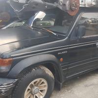 MITSUBISHI  Pajero 2.5cc diesel del 1992 ricambi