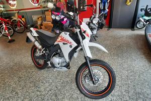 Yamaha XT125X