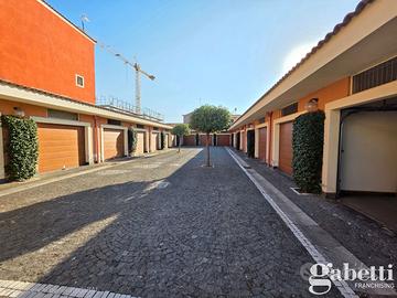 Box/Posto auto Pomigliano d'Arco