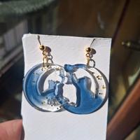 orecchini in resina con gatti e luna