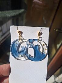 orecchini in resina con gatti e luna