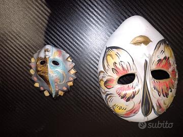 Coppia Maschere in porcellana 